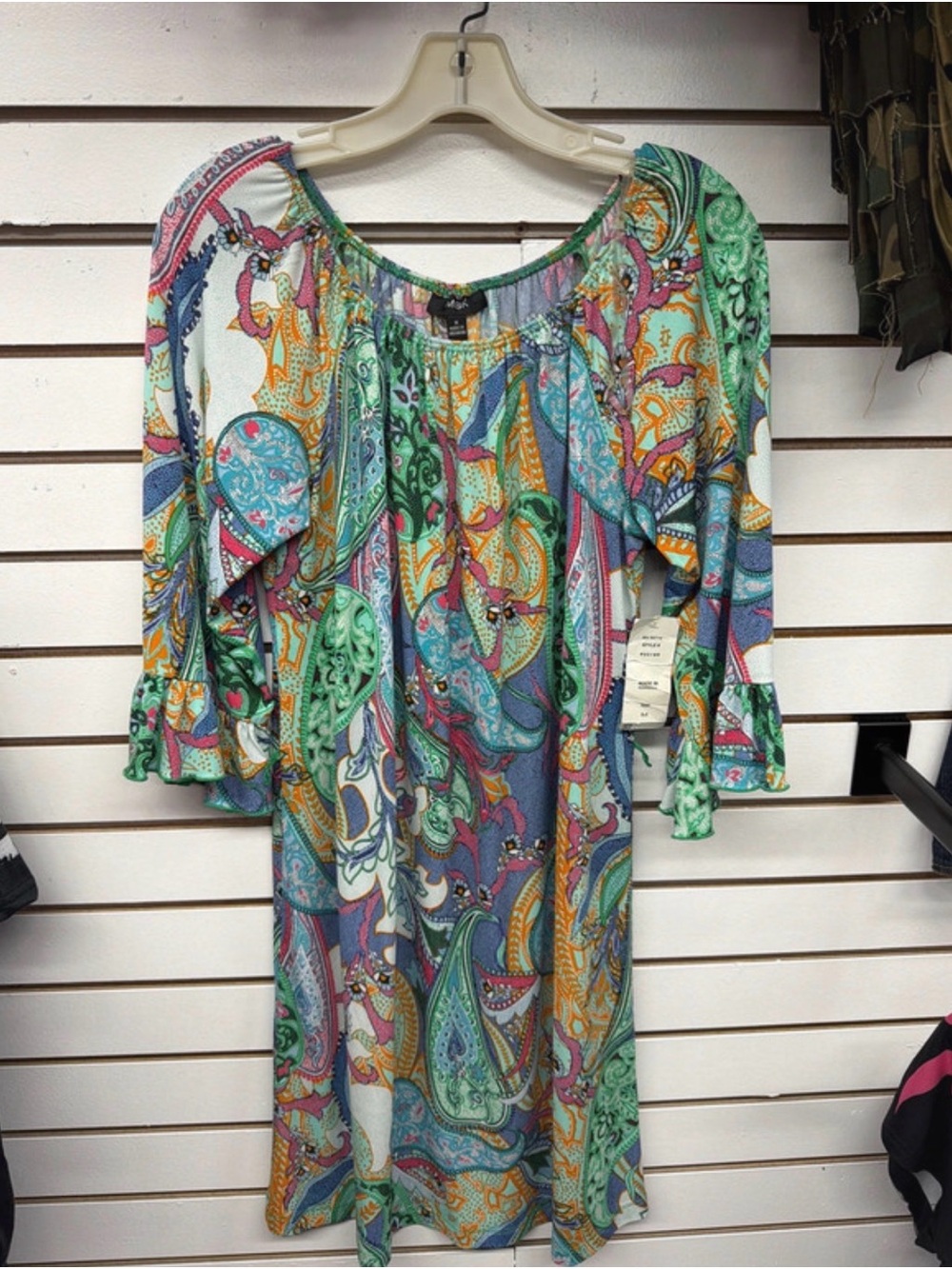 MSK Paisley Bell Sleeve Dress NWT Size
Medium